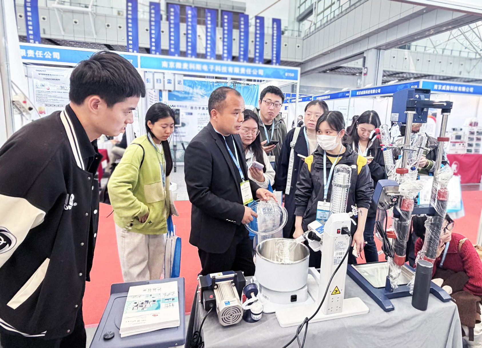 展會(huì)進(jìn)行時(shí)鄭州長(zhǎng)城科工貿(mào)亮相2026中國(guó)（南京）國(guó)際科教技術(shù)及裝備博覽會(huì)！